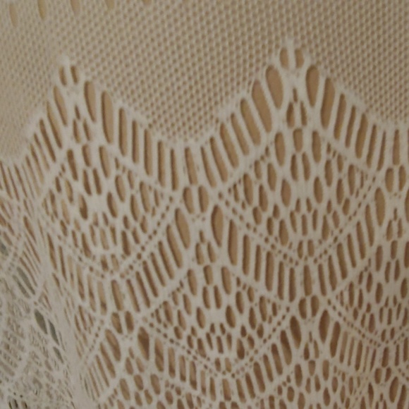 🌼 H&M Lace & Fringe Top - Picture 6 of 8